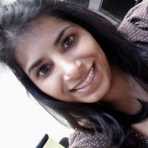 Meet your Posher, Deena